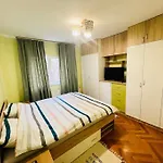 2 Bedroom Apartment And Separate Kitchen 52Mp